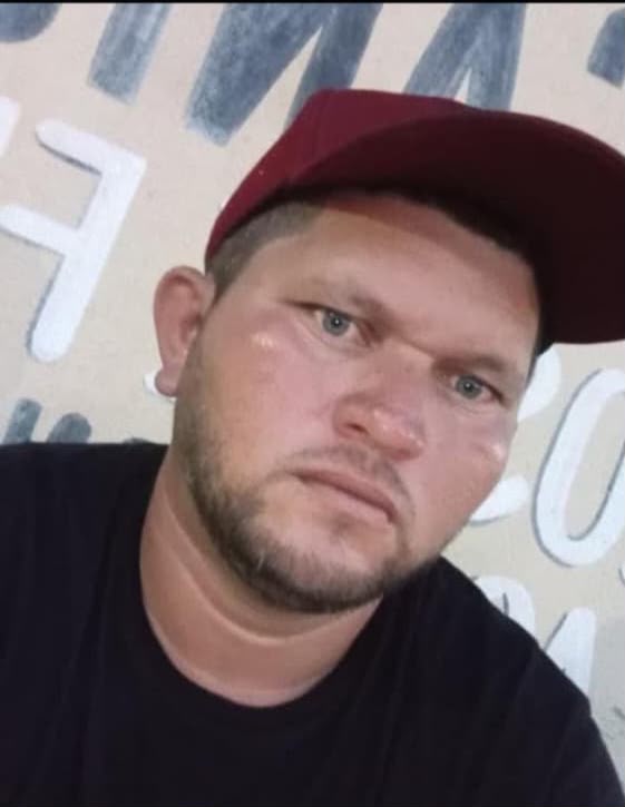 Edivan da Silva Ribeiro de 33 anos ( Divan )